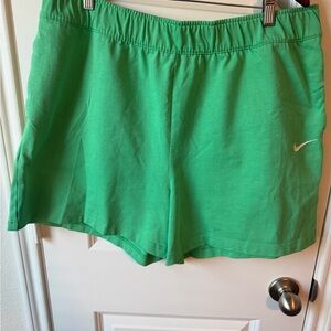 ⚡️NIKE Women's Vibrant Green Athletic Shorts